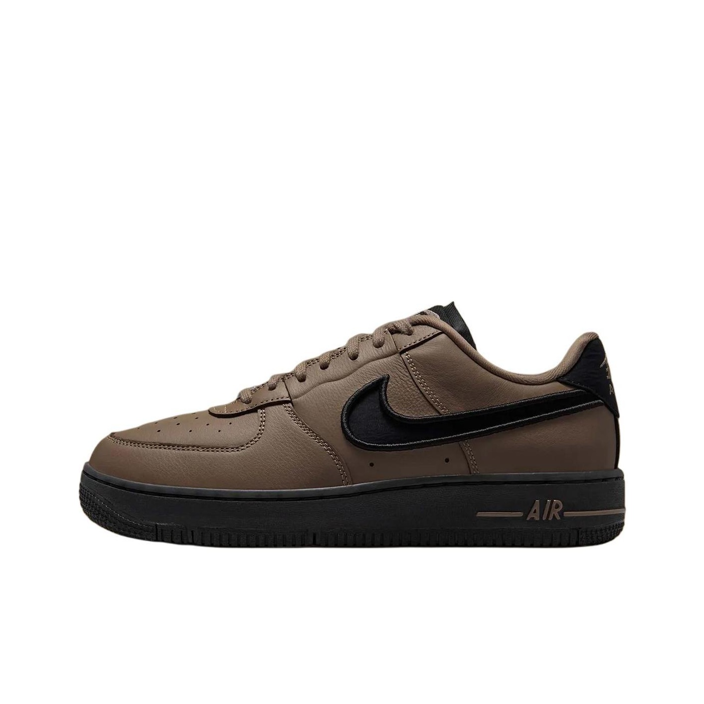 Nike Shoes Air Force 1 - حذاء نايك إير فورس 1 للنساء