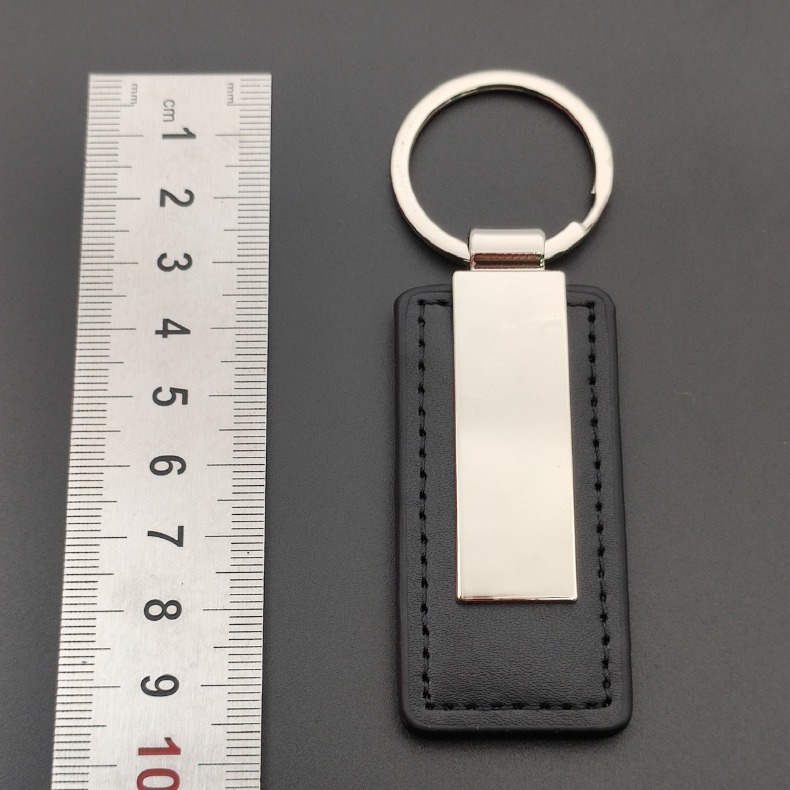 Men Accessories All - سلسلة مفاتيح جلدية مع لوحة من
