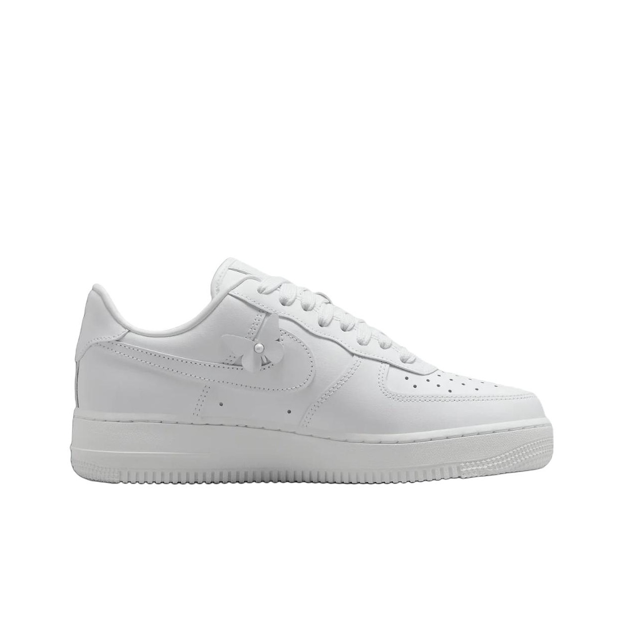 حذاء نايك اير فورس 1 مقاوم للا - مراجعة Nike Shoes Air Force 1 وسعره